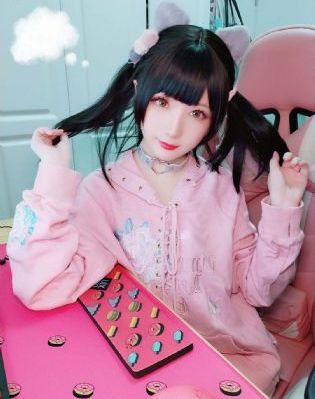 天天操富家女_HDBD在线观看