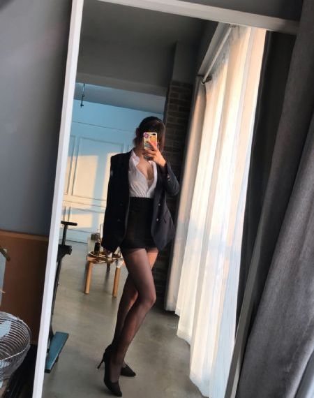 欧美青年又粗又长GV_超清日韩免费观看