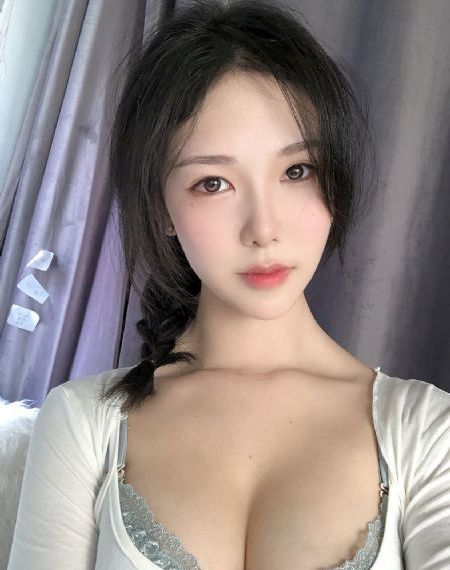 久久嫩草_4K电影在线观看