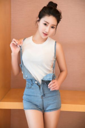 亚洲av无码国产综合专区_720免费观看韩国