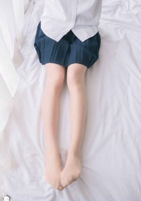 艹逼毛片_无删减完整版在线观看