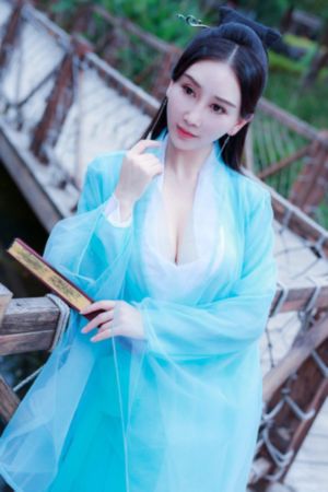 边打电话边被躁hd免费看_无删减在线播放