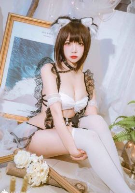 av伊人av_免费超清在线观看