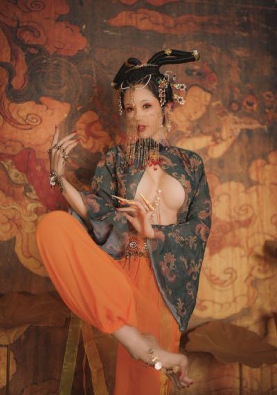 性色av人啪啪自拍_HD手机免费观看完整