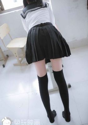 国产美女白丝袜精品_4K手机在线观看